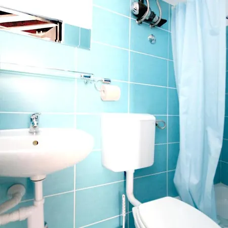 Charming In With Private Pool * Jezera