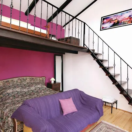 Charming In With Private Pool