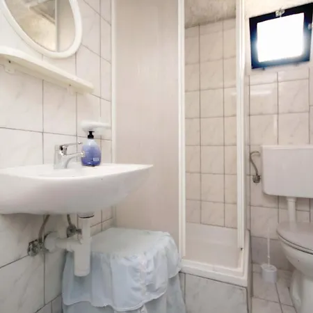 Charming In With Private Pool * Jezera