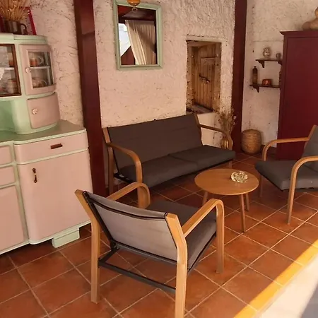 Charming In With Private Pool *
