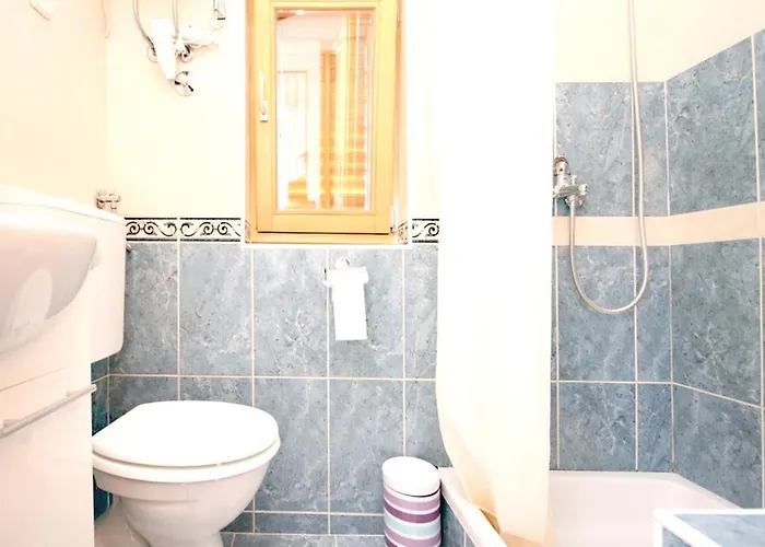 Charming In With Private Pool *