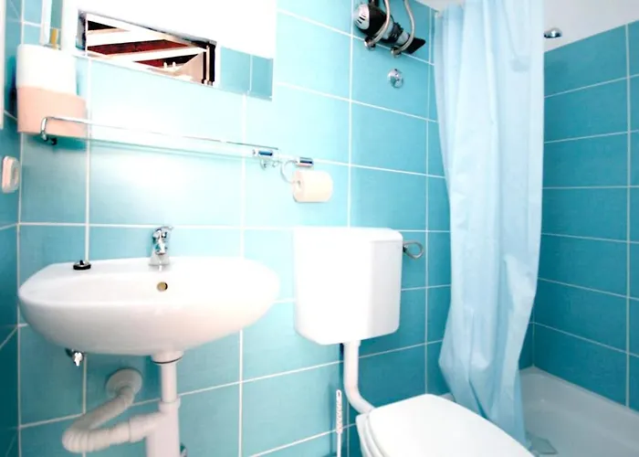 Charming In With Private Pool * Jezera